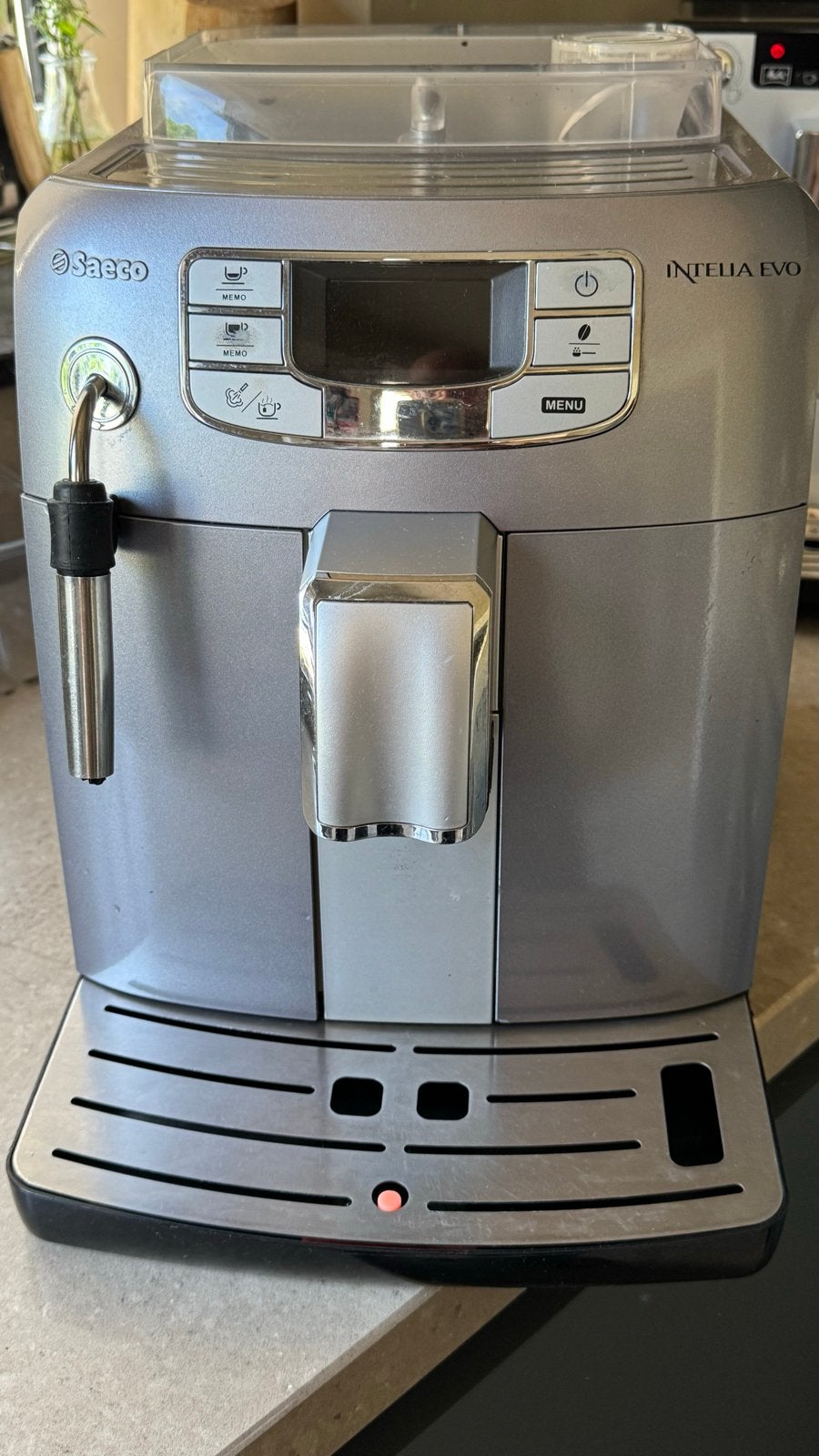 Saeco Intelia Evo Koffiemachine -  voor onderdelen, Ophalen, Afneembaar waterreservoir, Koffiemachine, Koffiebonen