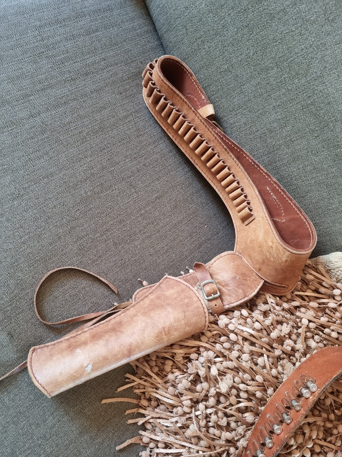 2 western holsters, Ophalen