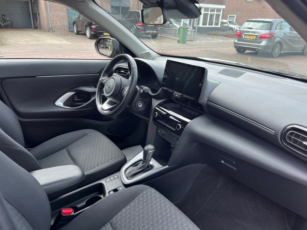 Toyota YARIS CROSS 1.5 HYBRID DYNAMIC AUTOMAAT / CAMERA / CA, Auto's, Automaat, Gebruikt, Met garantie (alle), 1490 cc