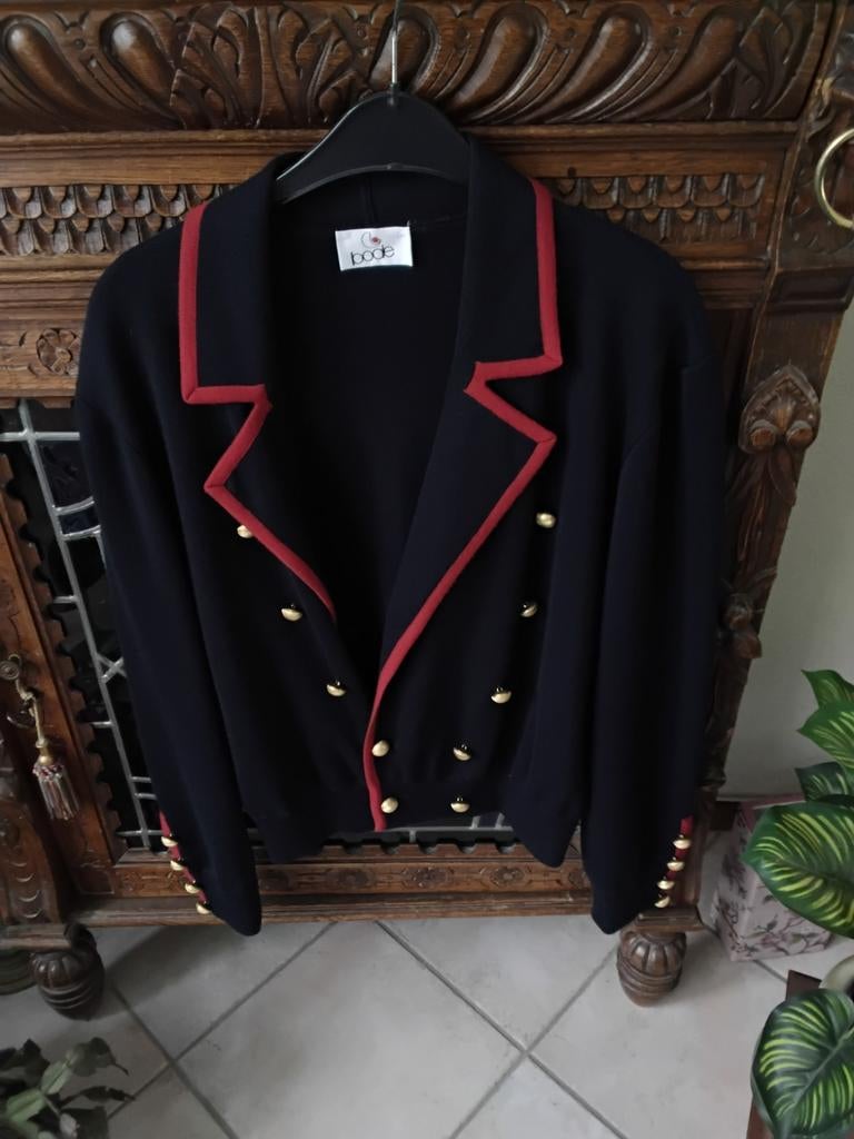 Prachtig vest  M / L, Ophalen of Verzenden, Zo goed als nieuw, Maat 46/48 (XL) of groter