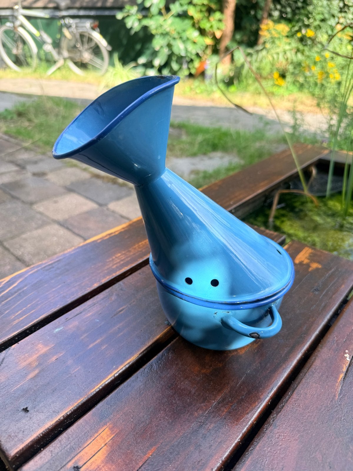 Vintage geëmailleerde inhalator/stomer - Lichtblauw, Antiek en Kunst, Ophalen of Verzenden