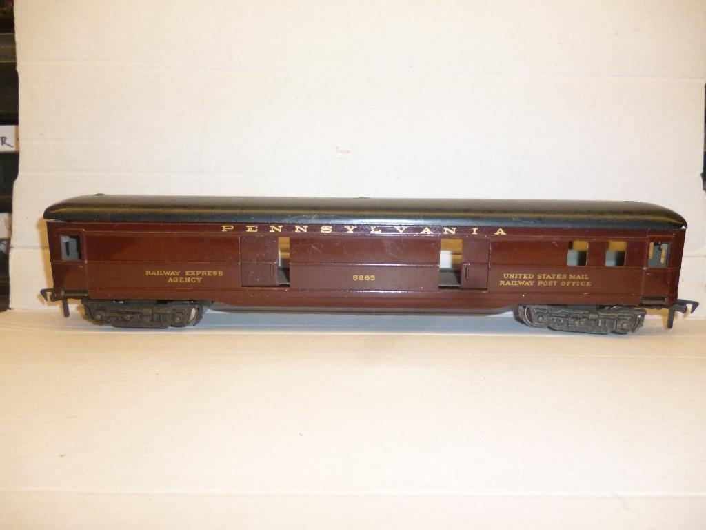 Fleischmann  1422 J   Pennnsylvaina 5285 Postwagen, Hobby en Vrije tijd, Modeltreinen | H0, Gebruikt, Gelijkstroom, Fleischmann