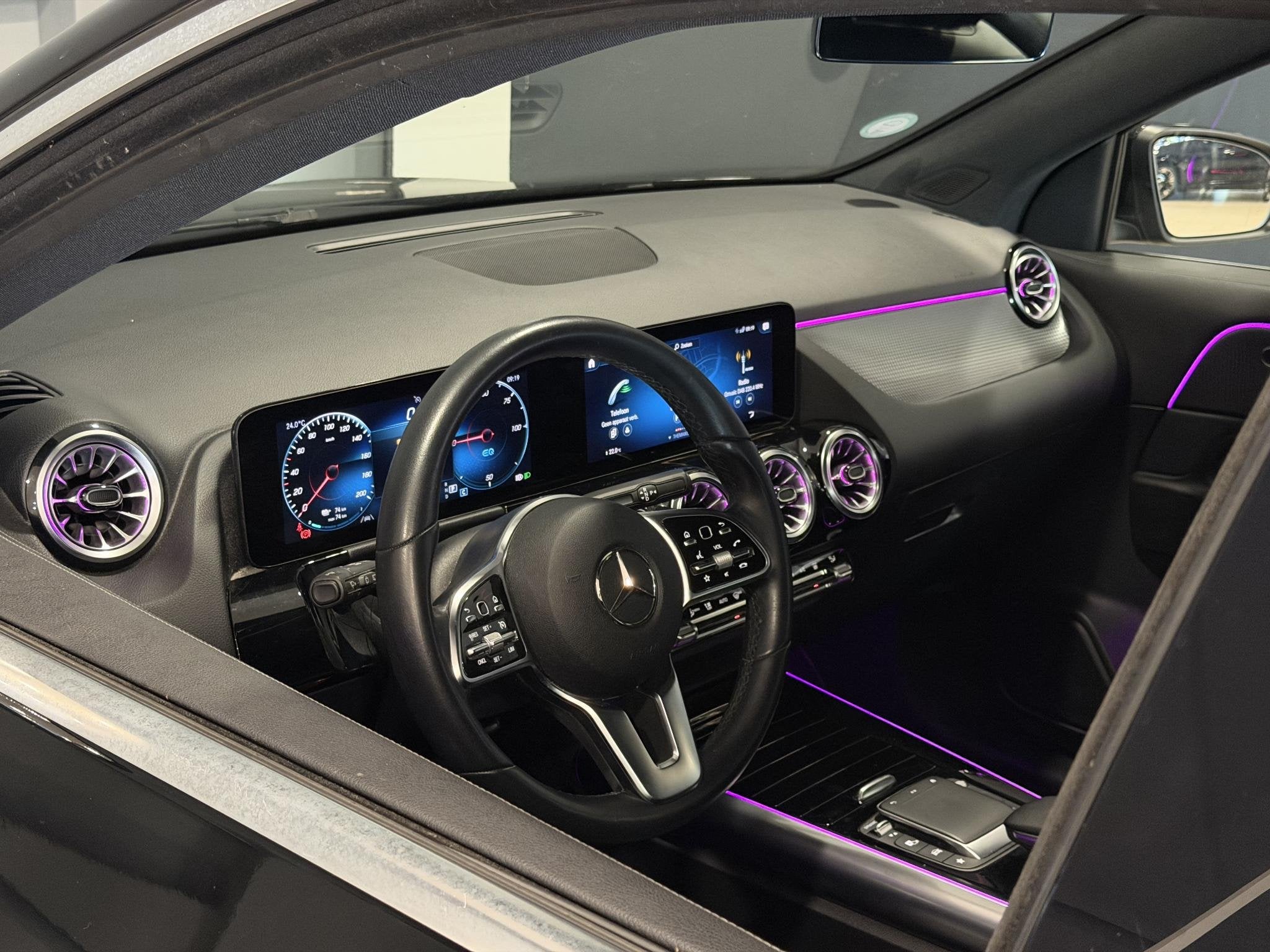 Mercedes-Benz EQA 250 Business Solution Luxury 67 kWh | SOH, 1940 kg, Gebruikt, 190 pk, Automatische klimaatregeling