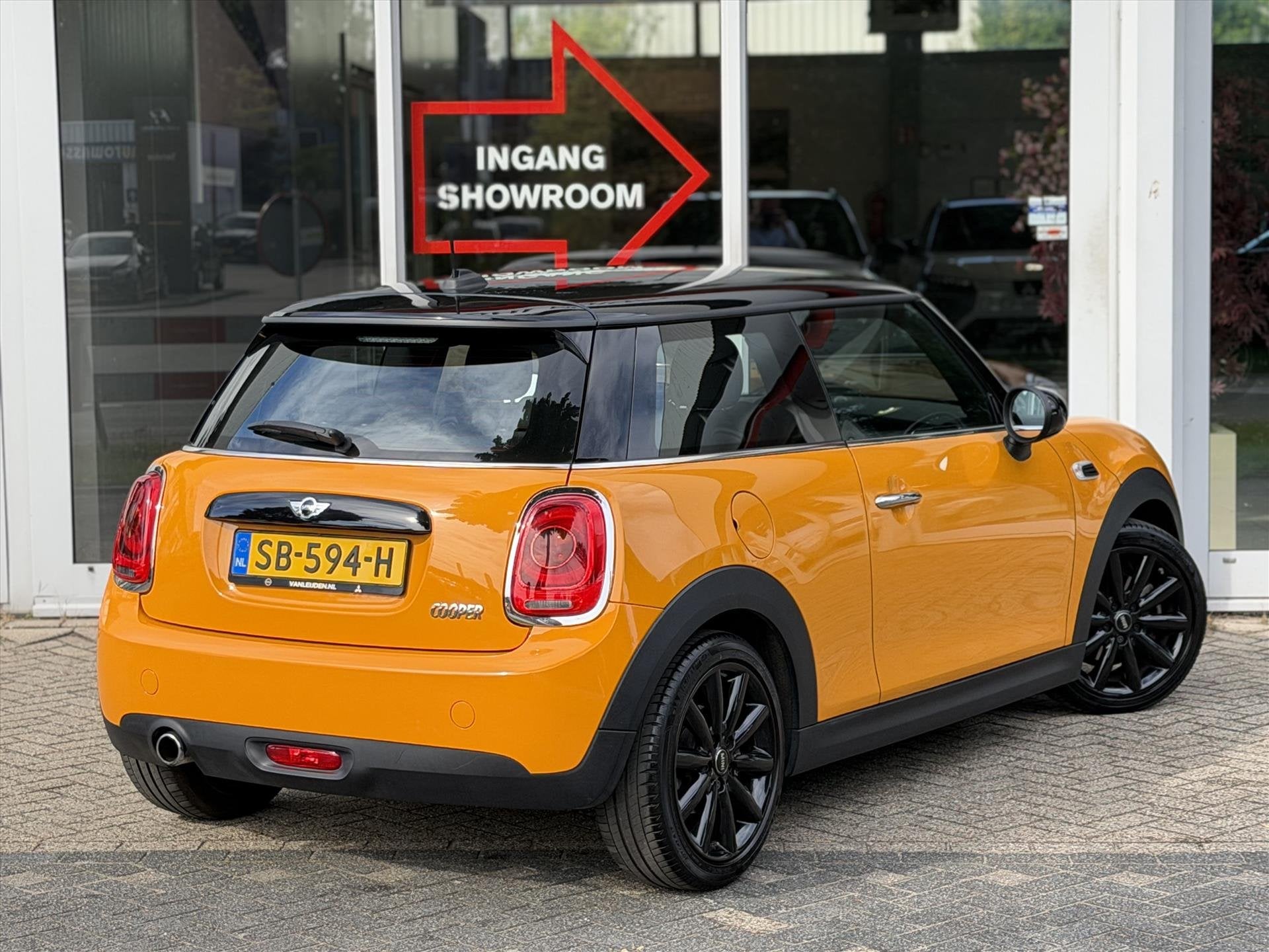 MINI Mini 1.5 136pk Cooper Chili | Navigatie | Mini Connect, Keurmerk '100% Onderhouden', 136 pk, Gebruikt, Overige kleuren