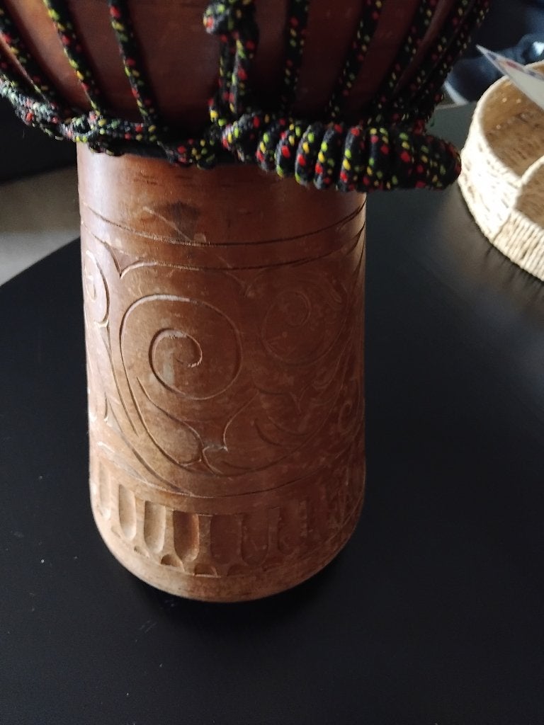 Mooie handgesneden Djembe - Afrikaanse trommel, Ophalen, Gebruikt, Overige merken