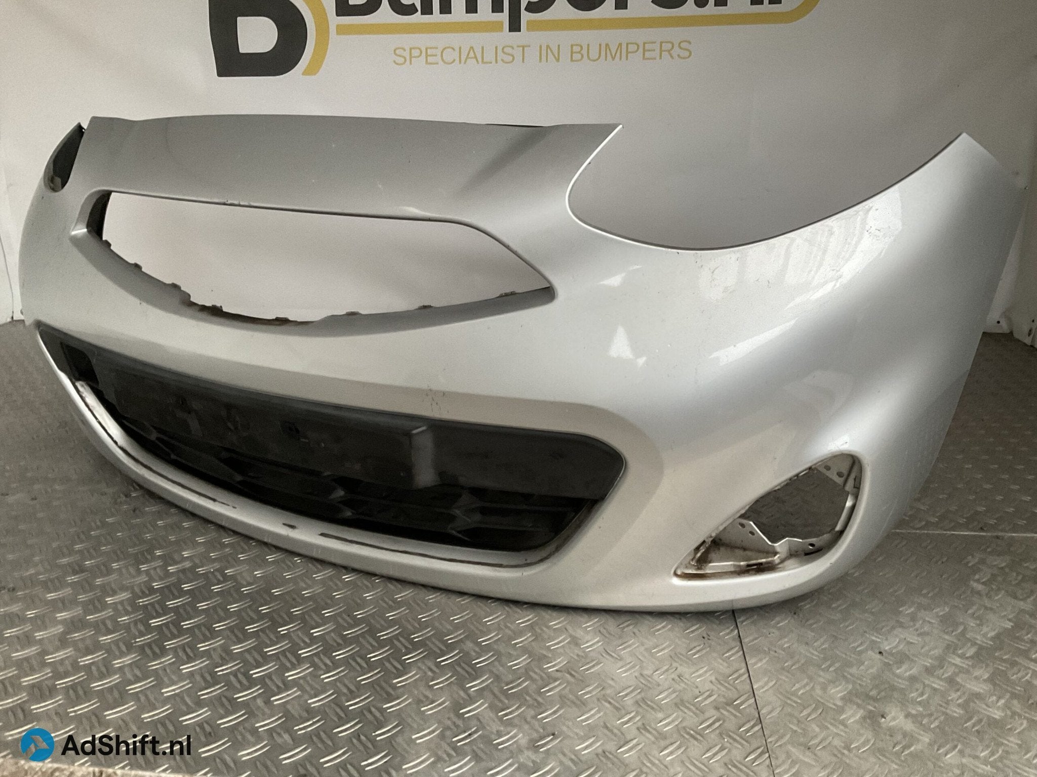 Bumper Nissan Micra K13 620223HN0A Voorbumper G3-16619z, Bumper