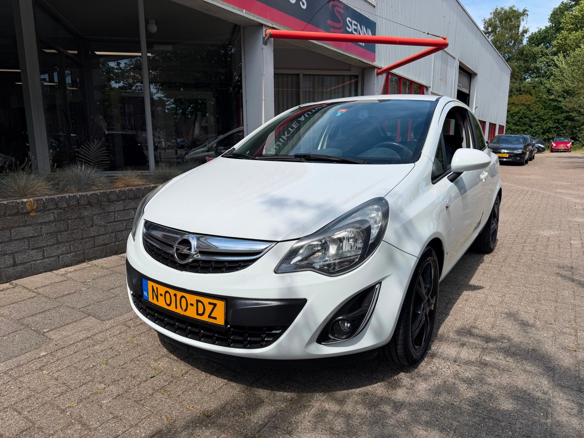 Opel Corsa 1.2 - Black & White - Bj 2015 - Airco - Inr Mog !, Voorwielaandrijving, Euro 5, 450 kg, 750 kg