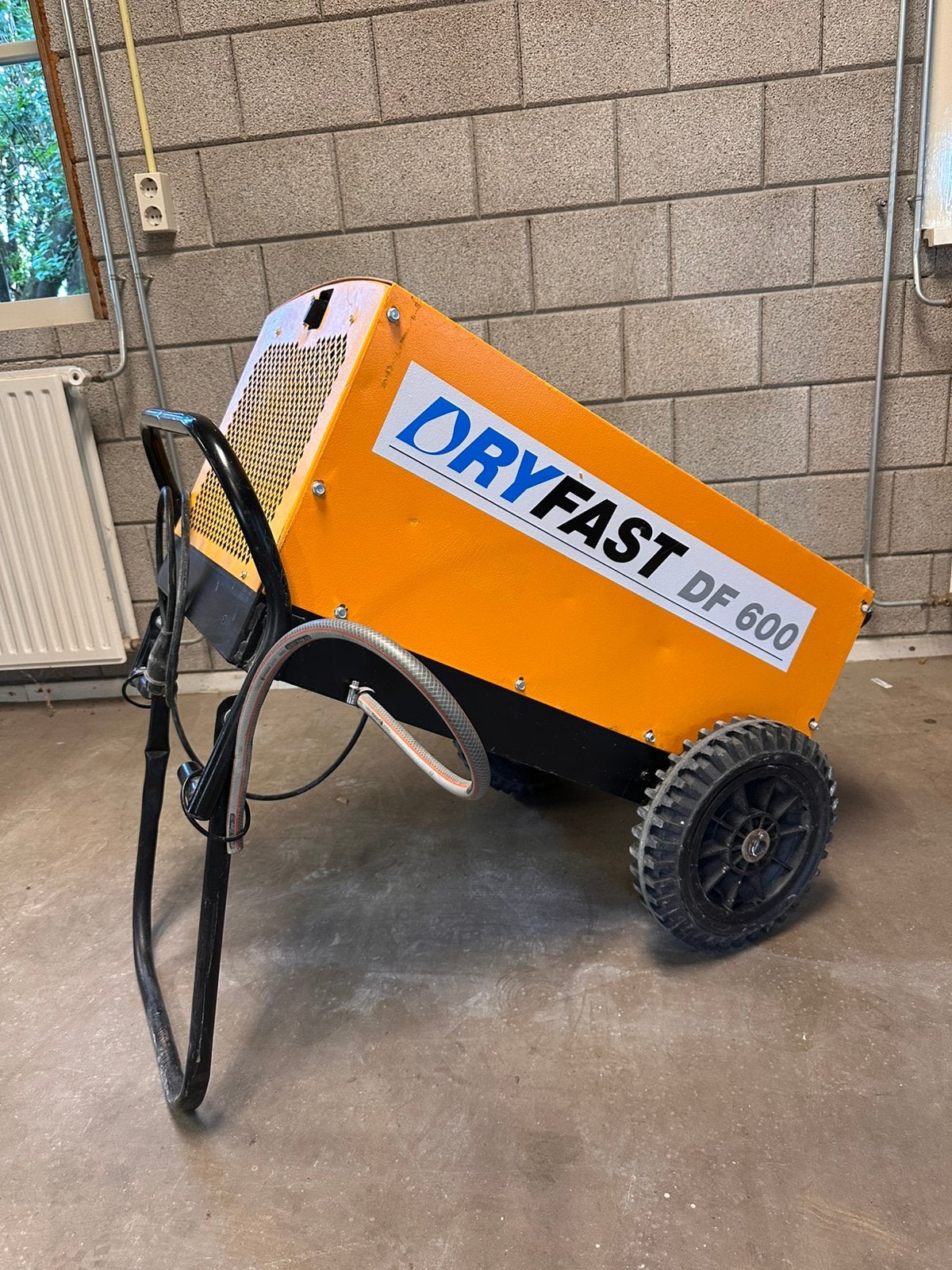 Dryfast DF 600 professionele bouwdroger/ontvochtiger – 230V, Ophalen, Zo goed als nieuw, Afzuiger