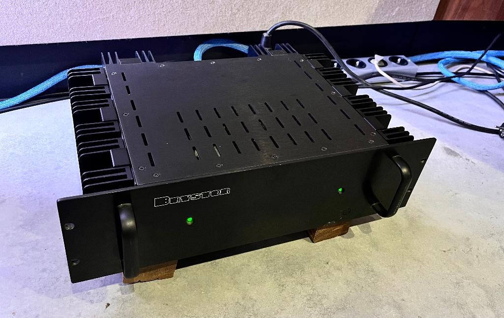 Bryston 4B - Creato upgrades!, Zo goed als nieuw, 120 watt of meer, Stereo, Ophalen