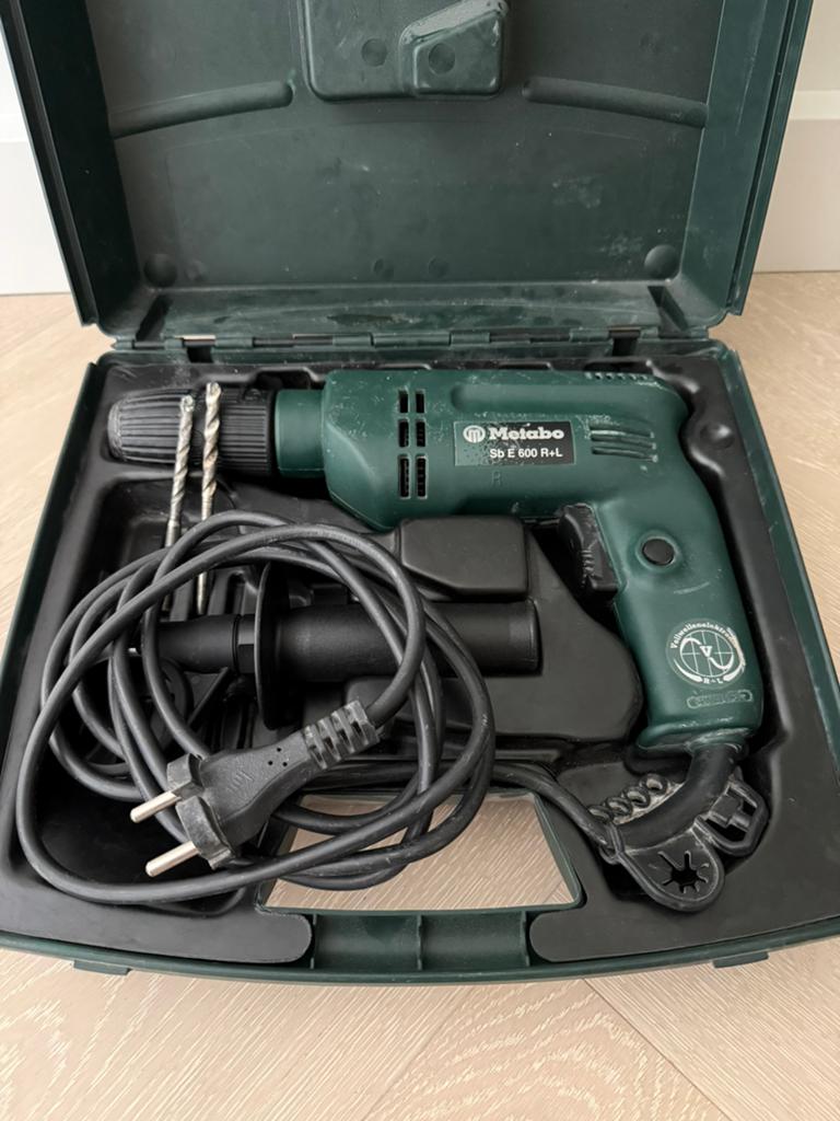 Metabo Klopboormachine Sb E 600 R+L in koffer, Boormachine, Ophalen of Verzenden, Klopboormechanisme, Gebruikt