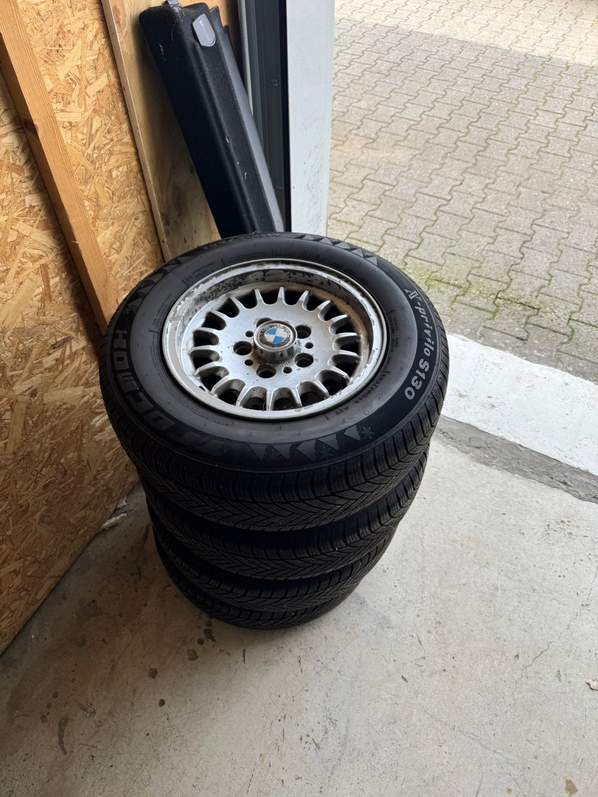 Bmw e28 velgen met winterbanden 14 inch, Auto-onderdelen, Banden en Velgen, Ophalen, 14 inch, Gebruikt, Velg(en)
