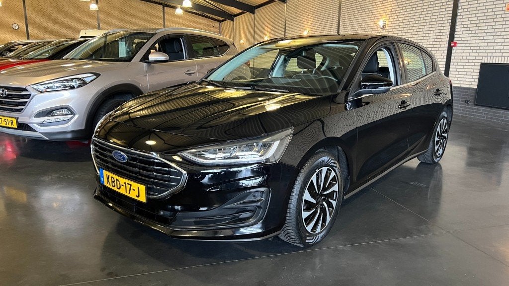 Ford FOCUS 1.0 AUTOMAAT  Titanium Hybride, Auto's, 125 pk, Gebruikt, Met garantie (alle), Zwart
