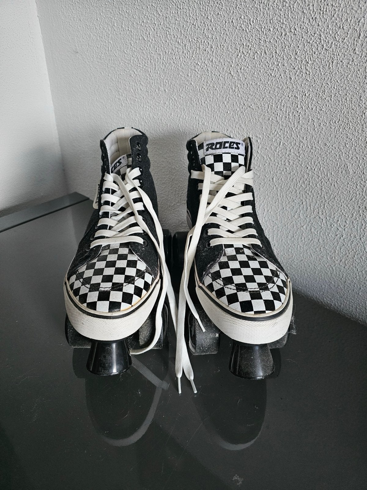 Roces Quad Skates - Maat 39 - Zwart/Wit geblokt, Ophalen, Gebruikt