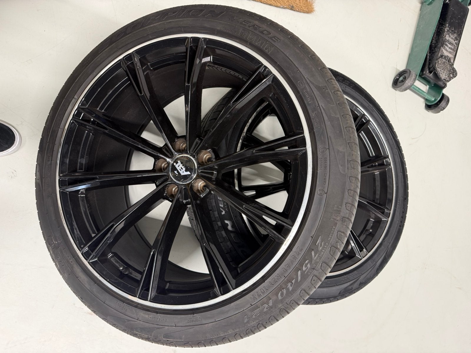 Velgen en banden SQ5, Ophalen, 275 mm, Nieuw, 21 inch