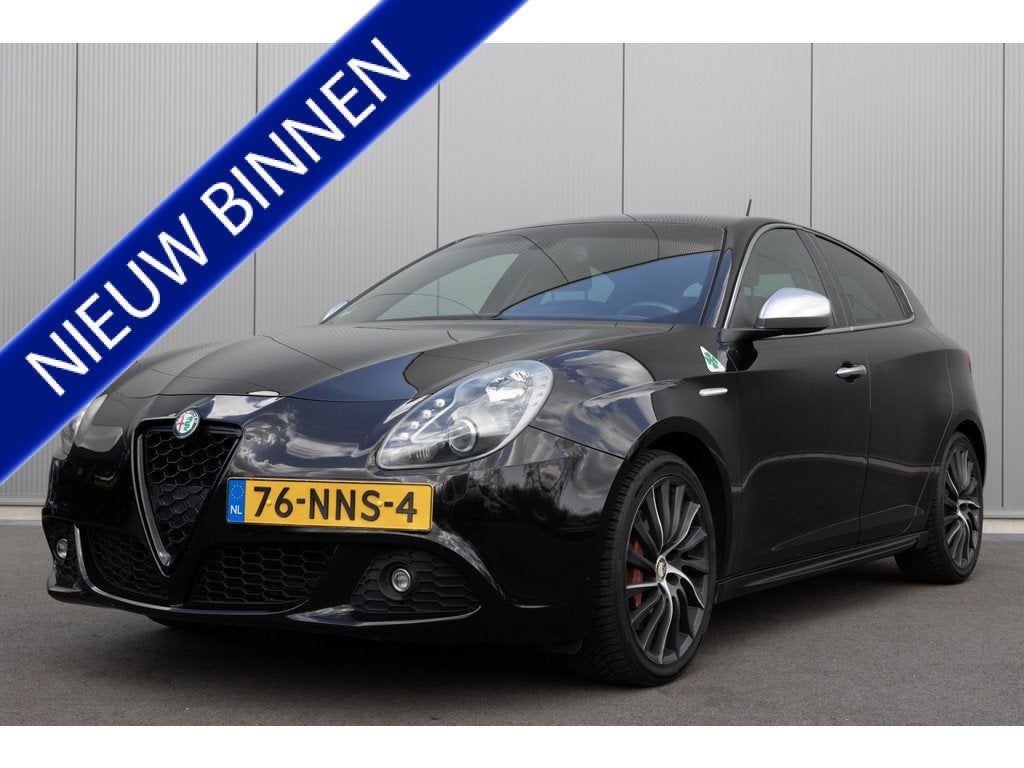 Alfa Romeo Giulietta 1.7 TBi Quadrifoglio Verde | LEDER | HI, Auto's, Euro 5, Gebruikt, 4 cilinders, Zwart
