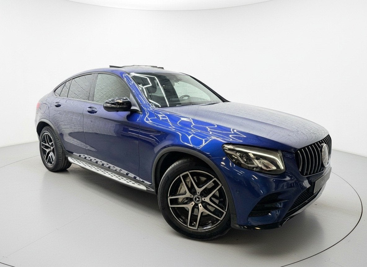Mercedes-Benz GLC-klasse Coupé 250 4MATIC AMG NIGHT 360, Auto's, Automaat, Gebruikt, 4 cilinders, Automatische klimaatregeling