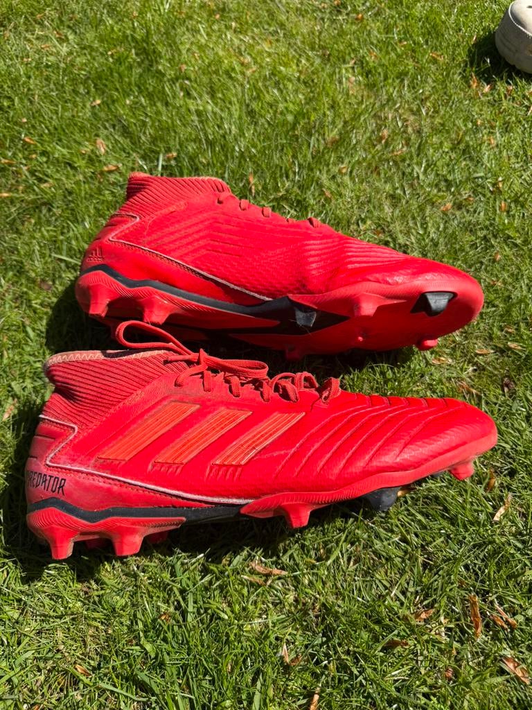 Voetbalschoenen adidas predator maat 46, Sport en Fitness, Maat XS of kleiner, Ophalen of Verzenden, Zo goed als nieuw, Schoenen