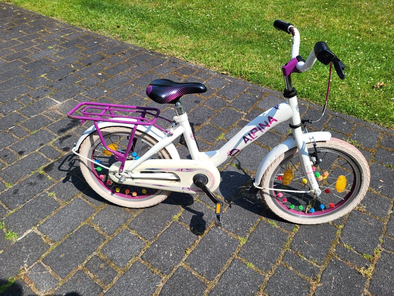Alpina kinderfiets 16 inch - wit/paars, Fietsen en Brommers, Ophalen, Gebruikt, 16 tot 20 inch