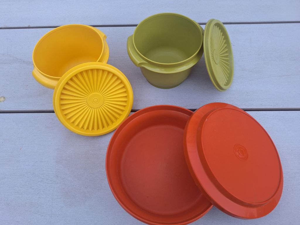 Vintage Tupperware set: 2 kommen, 1 schaal, Ophalen of Verzenden, Gebruikt, Groen, Bak of Kom