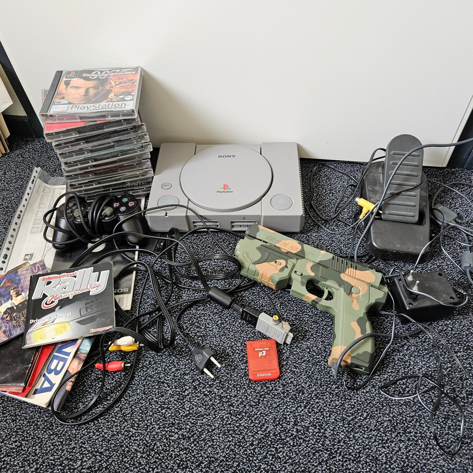 PlayStation 1 (PS1) console met games en accessoires, Ophalen of Verzenden, Gebruikt, Met 1 controller, Met games