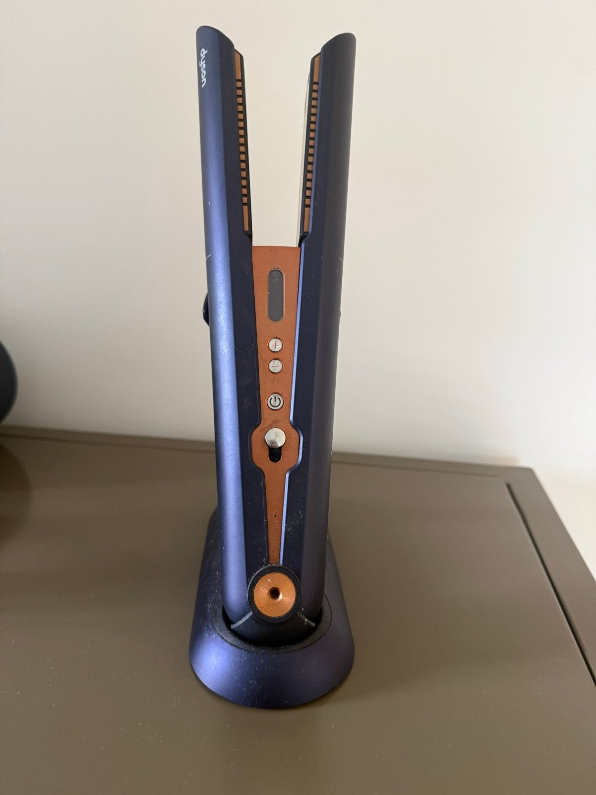 Dyson Corrale Stijltang - Draadloos en met Oplaadstation, Ophalen of Verzenden, Zo goed als nieuw, Haarverzorging