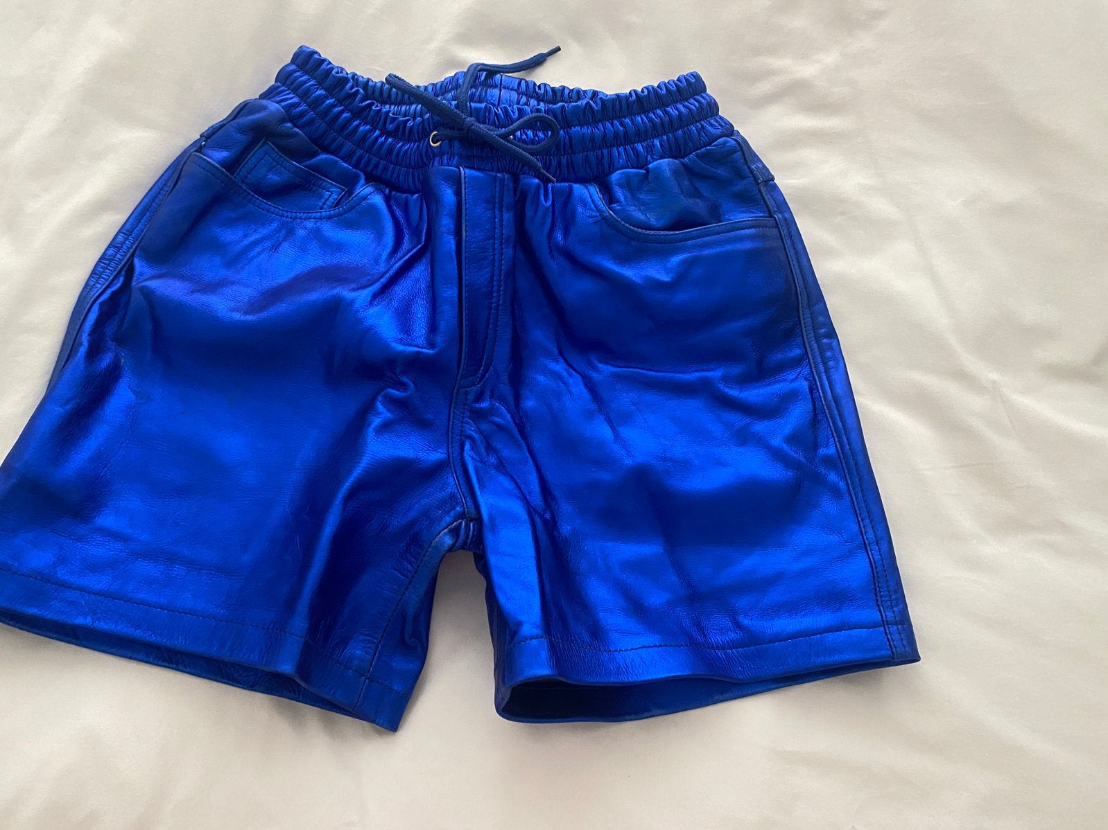 Mr. Regillio blauwe metallic shorts - Maat 36, Ophalen of Verzenden, Zo goed als nieuw, Maat 46 (S) of kleiner, Blauw