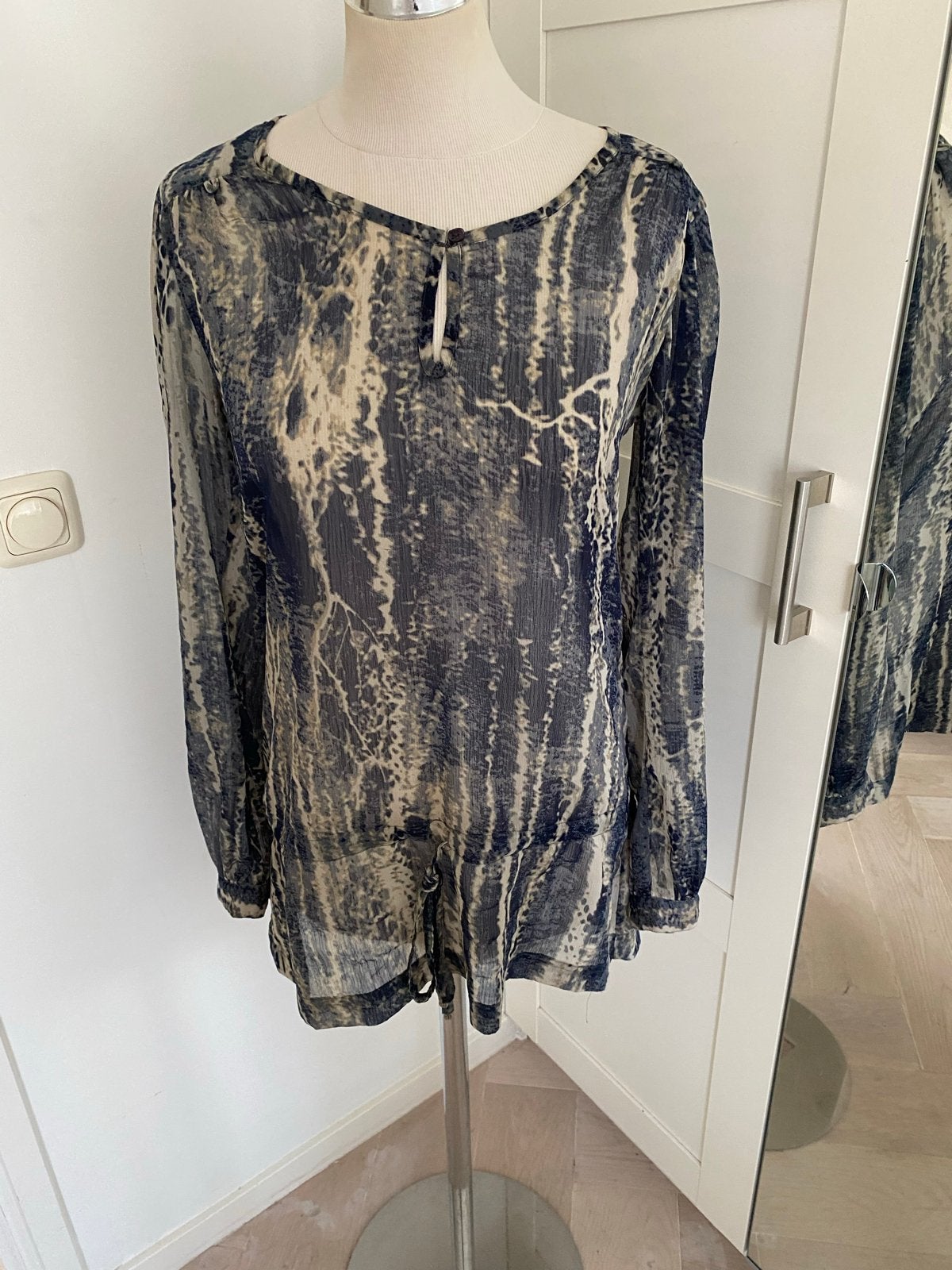 N.T.S. Not The Same Blouse - Maat M, Kleding | Dames, Ophalen of Verzenden, Zo goed als nieuw, Maat 38/40 (M), Blauw