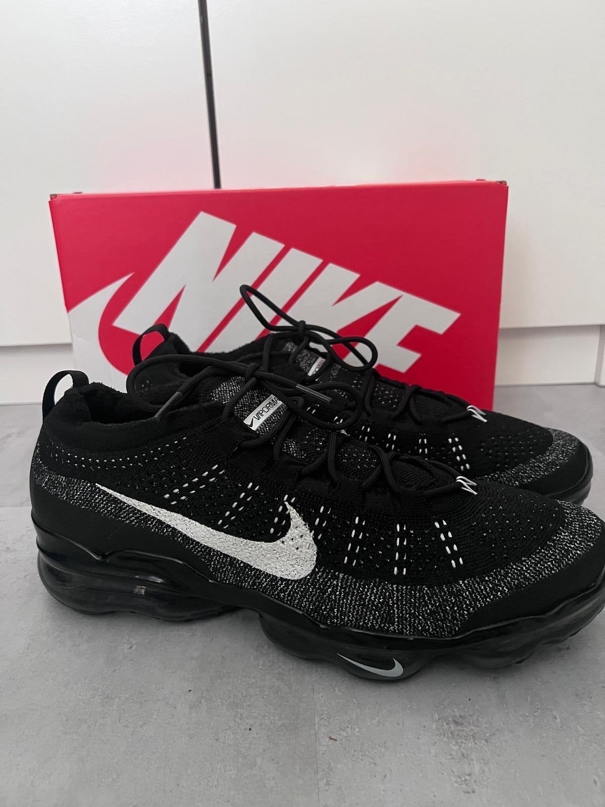 NIEUW Nike Air Vapormax 2023 FK Schoenen Sneakers Maat 46, Kleding | Heren, Zwart, Nieuw, Ophalen of Verzenden, Sneakers of Gympen