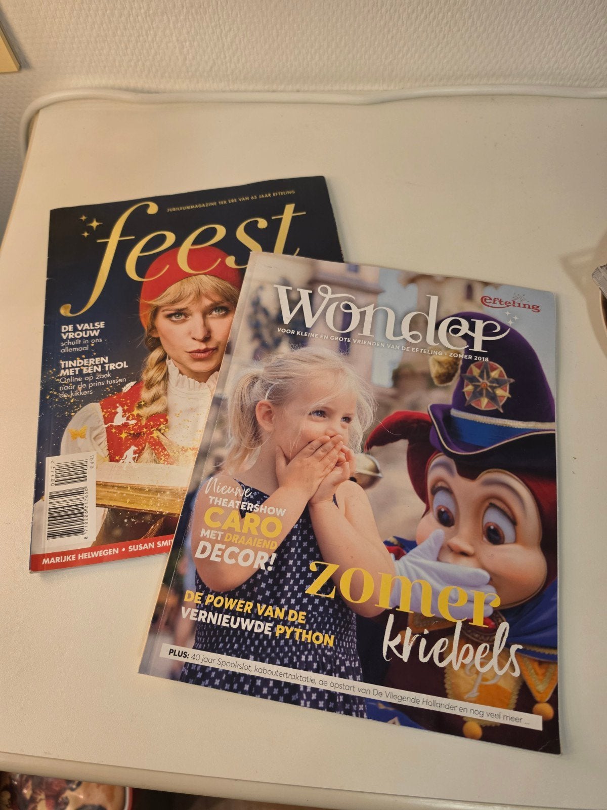 2x tijd schrift efteling, Ophalen of Verzenden, Zo goed als nieuw, Button of Speldje