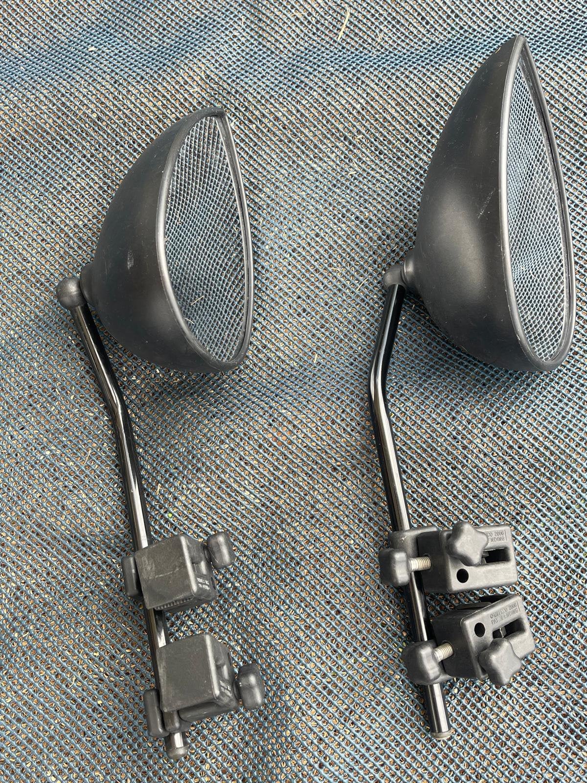 Universele caravanspiegels, Ophalen
