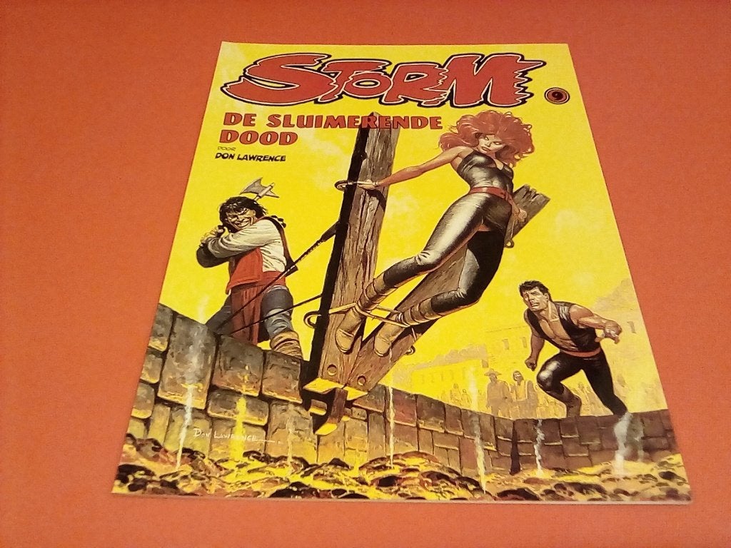Storm: De Sluimerende Dood - Don Lawrence, Boeken, Stripboeken, Eén stripboek, Ophalen of Verzenden, Zo goed als nieuw, Don Lawrence