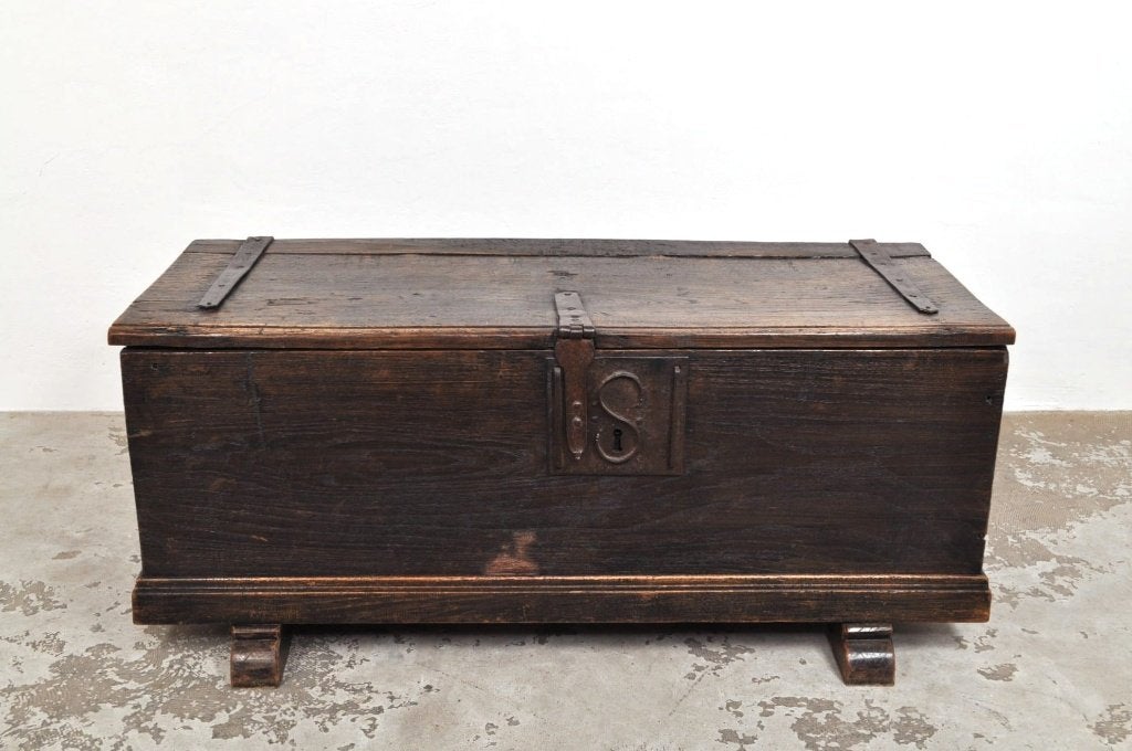 Antieke eiken kist klooster salontafel circa 1780 EYECATCHER, Huis en Inrichting, Ophalen of Verzenden, Gebruikt, 100 tot 150 cm