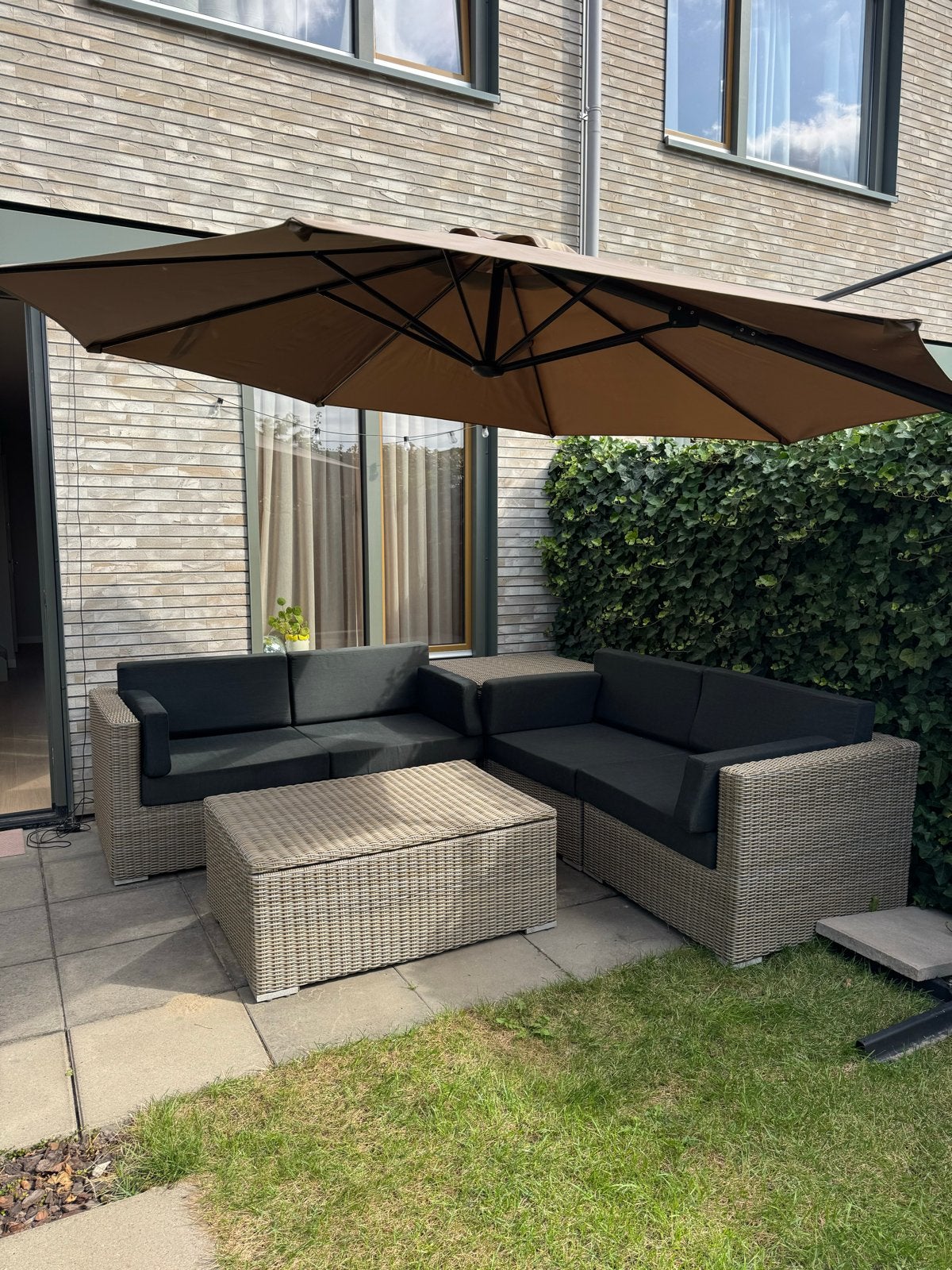 Loungeset met opbergtafel en hoezen, Ophalen, 4 zitplaatsen, Gebruikt, Bank