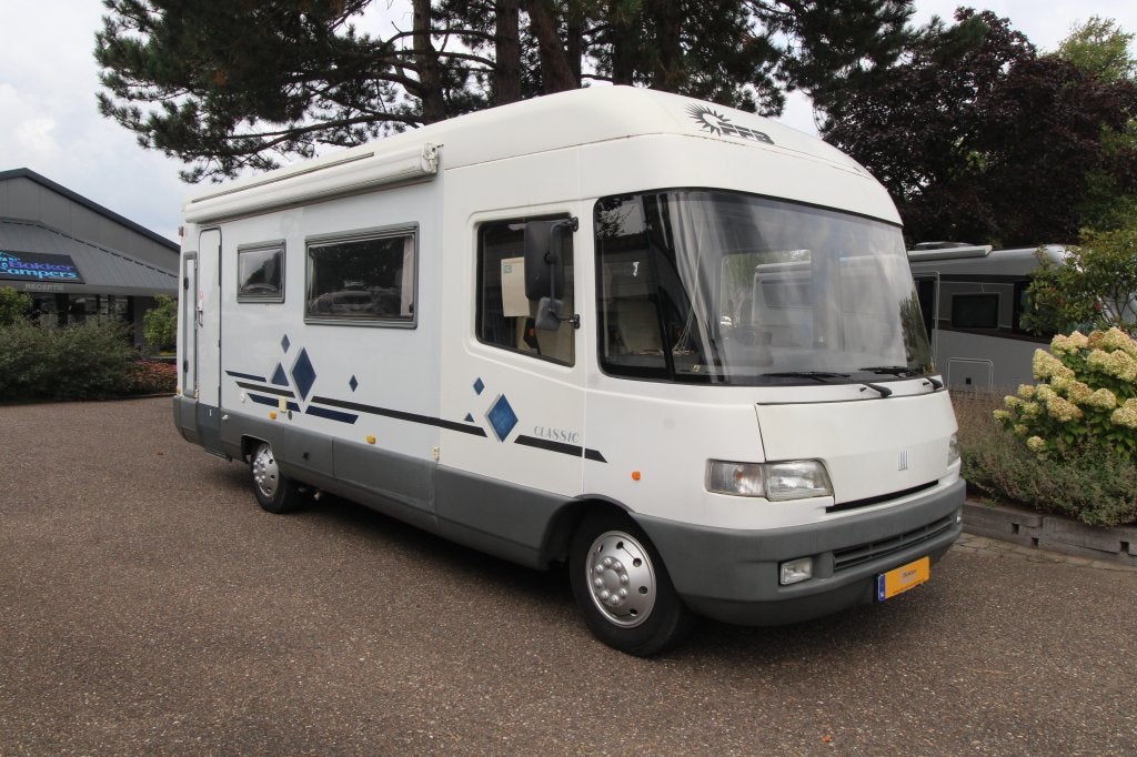 FFB Classic 680, Caravans en Kamperen, Campers, Ringverwarming, Fiat, 6 tot 7 meter, Bedrijf
