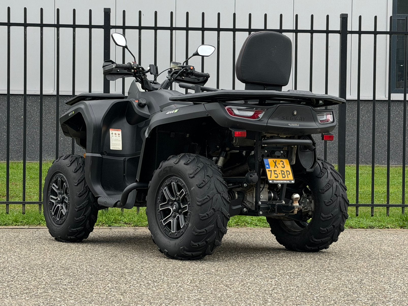 SEGWAY Snarler AT6 L 2023 1783KM 4x4 Quad,L7e NL kenteken!