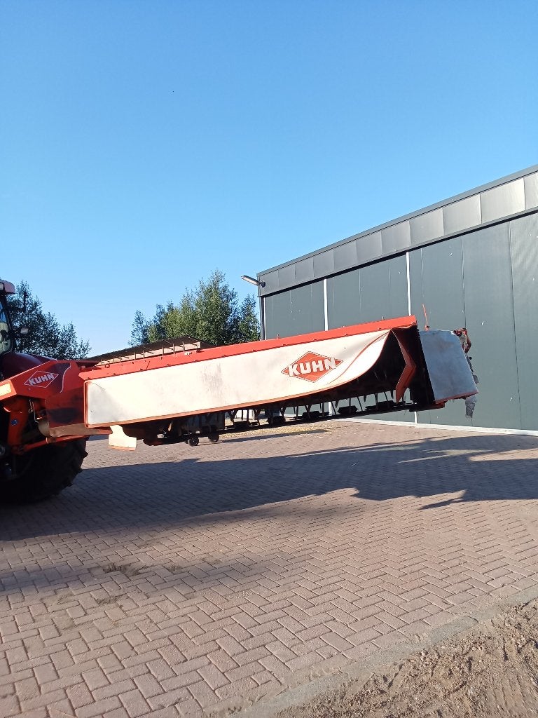 Kuhn grasmaaier, Ophalen, Weidebouw