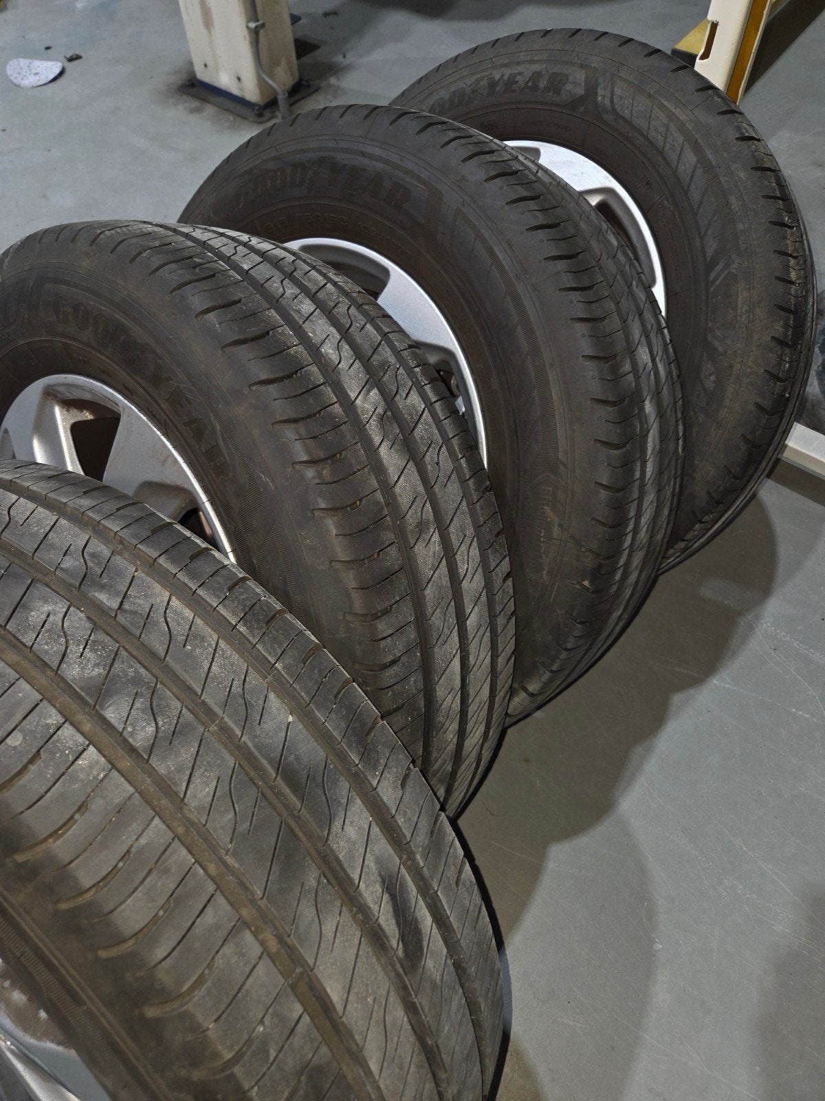16inch velgen voor laatste type ford transit nieuwe banden, Ophalen, Nieuw, Bestelwagen, Zomerbanden
