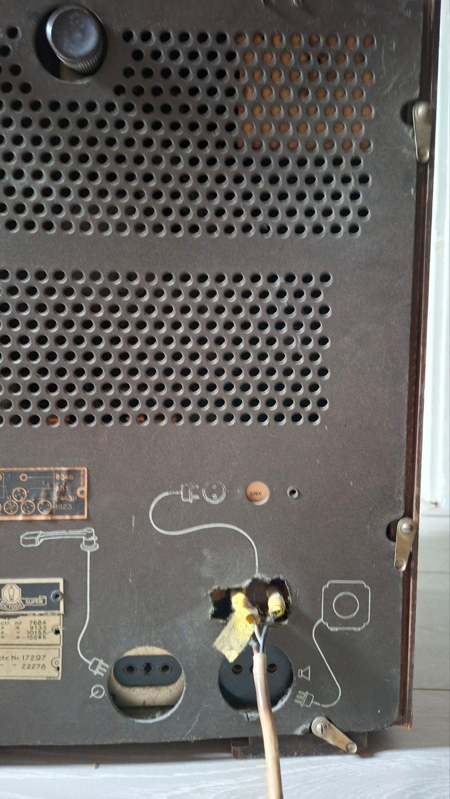 Foto 5 van Antieke Philips 525A Octode-super buizenradio (1935)