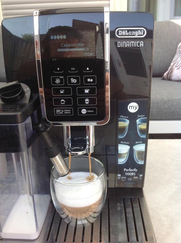 Reparatie of Onderhoud nodig voor Jura of DeLonghi?, 10 kopjes of meer, Koffiemachine, Ophalen of Verzenden, Zo goed als nieuw