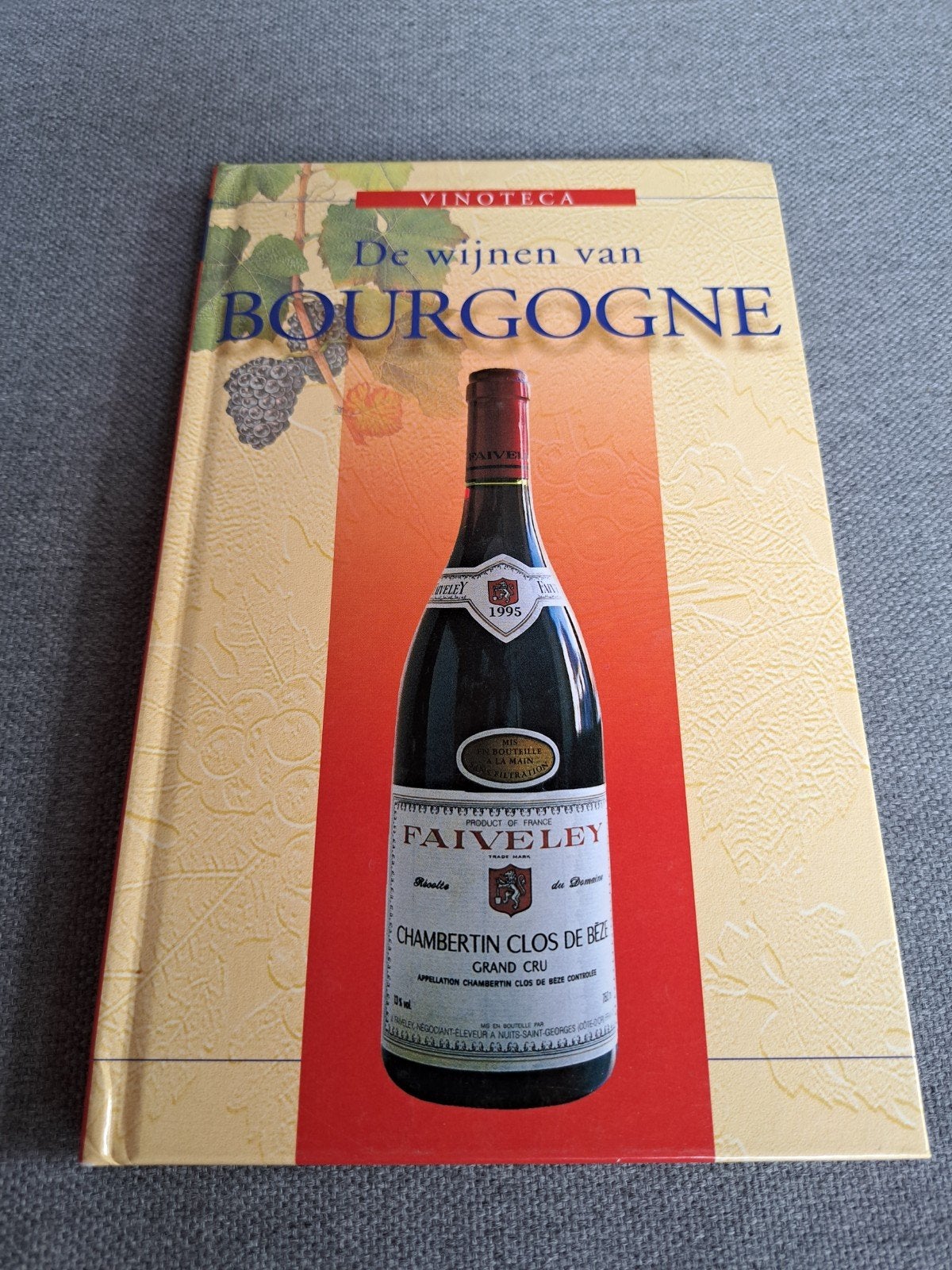 De wijnen van Bourgogne - Vinosofie boek, Ophalen of Verzenden, Zo goed als nieuw, Onbekend, Europa overig