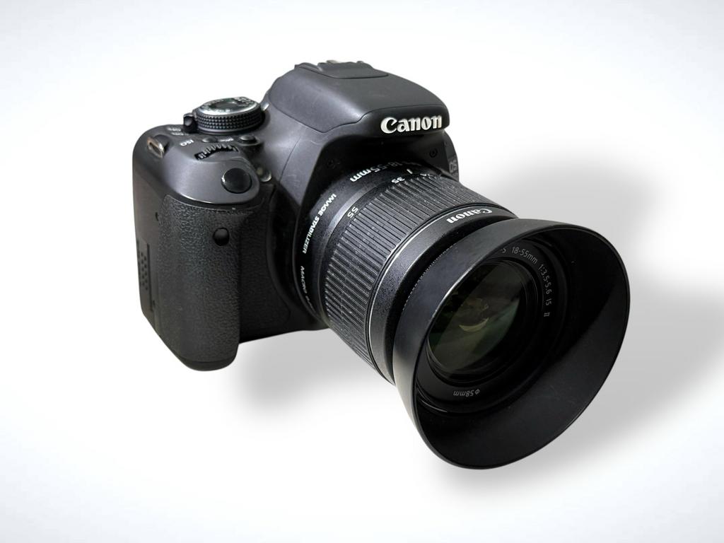Canon EOS 600D spiegelreflexcamera met twee lenzen, Canon, Spiegelreflex, Canon, Ophalen of Verzenden