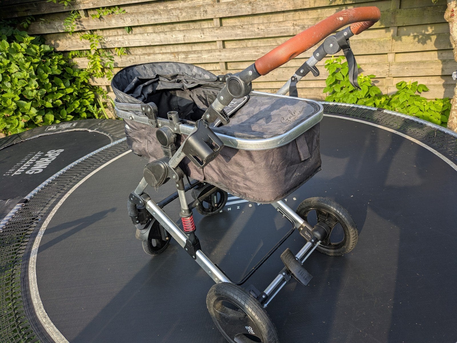 Teab Moni Gala kinderwagen - zelf schoonmaken, Gebruikt, Combiwagen, Met reiswieg, Ophalen