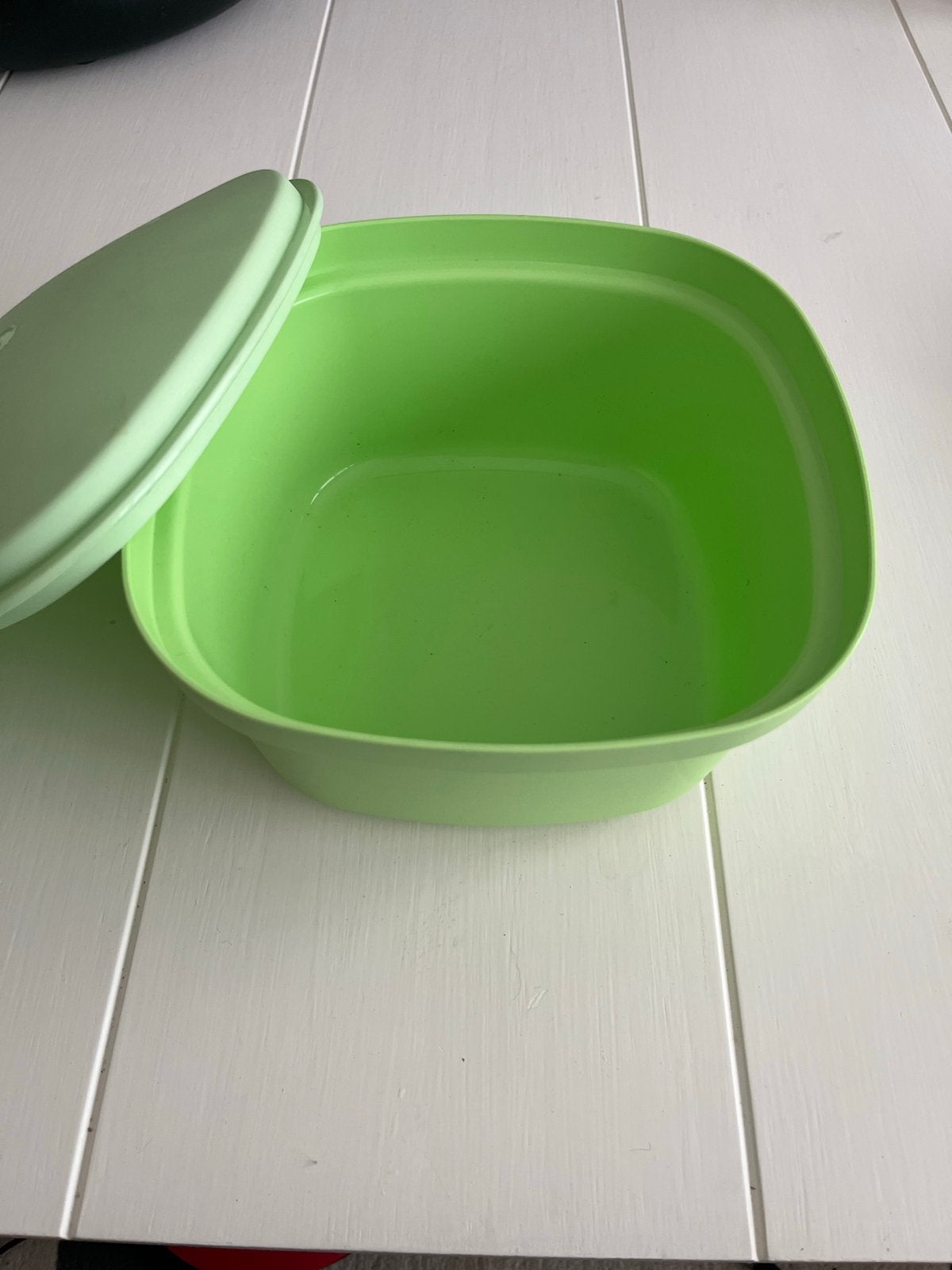 Tupperware bewaardoos groen met deksel, Gebruikt, Bewaardoos, Ophalen of Verzenden, Met deksel