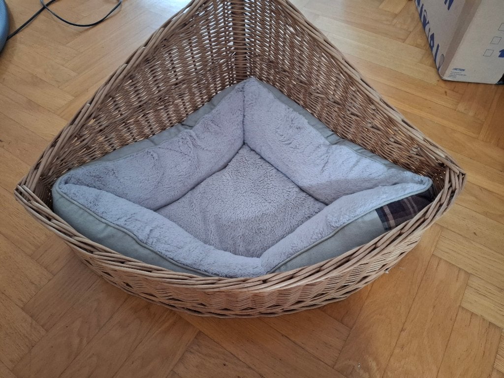 Mand, Ophalen, Zo goed als nieuw, Riet