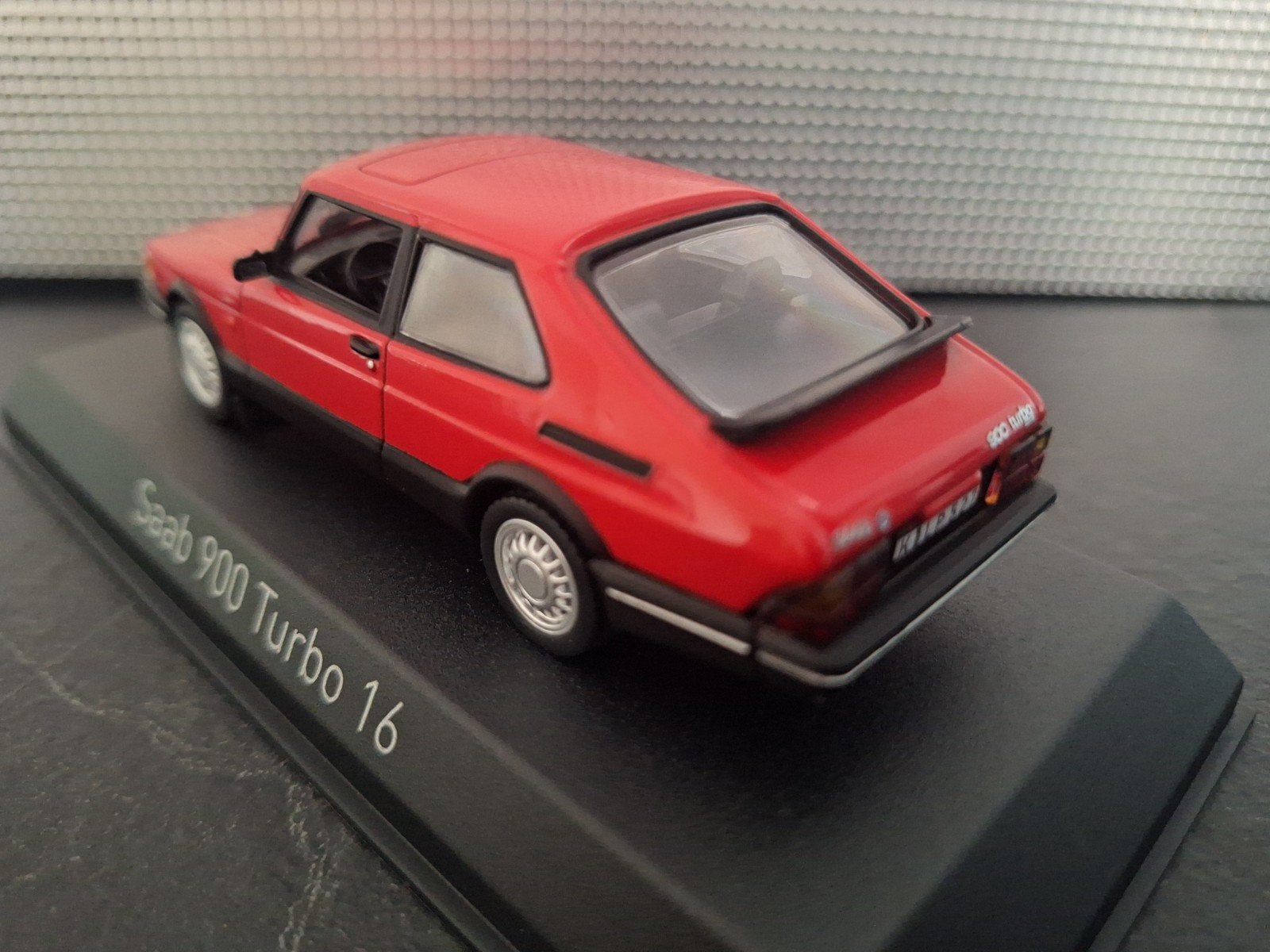 Saab 900 Turbo 16 Schaal 1:43, Hobby en Vrije tijd, Auto, Norev, Ophalen of Verzenden, Norev