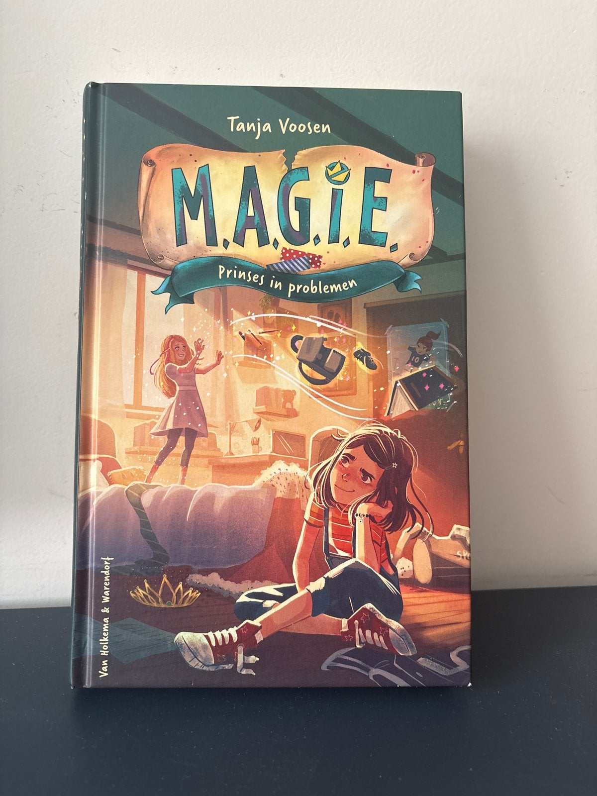 M.A.G.I.E. Prinses in problemen - Tanja Voosen, Boeken, Ophalen of Verzenden, Zo goed als nieuw, Fictie