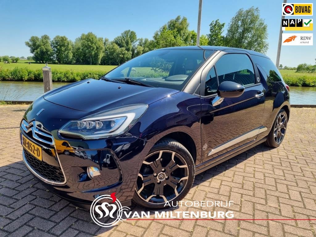 DS 3 1.2 PureTInès de la Fressange Leder Clima Navi Cruise, Auto's, Voorwielaandrijving, Dealer onderhouden, Euro 6, Blauw