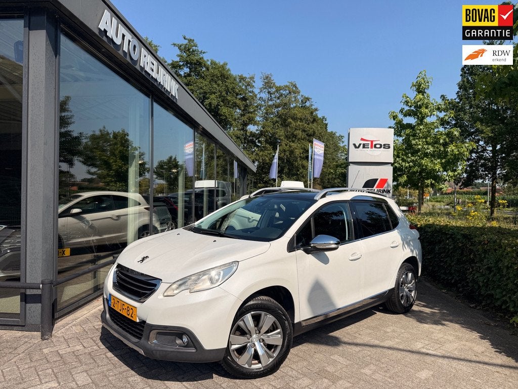 Peugeot 2008 1.6 VTi Blue Lease Executive, trekhaak, panodak, Voorwielaandrijving, Euro 5, Gebruikt, 4 cilinders