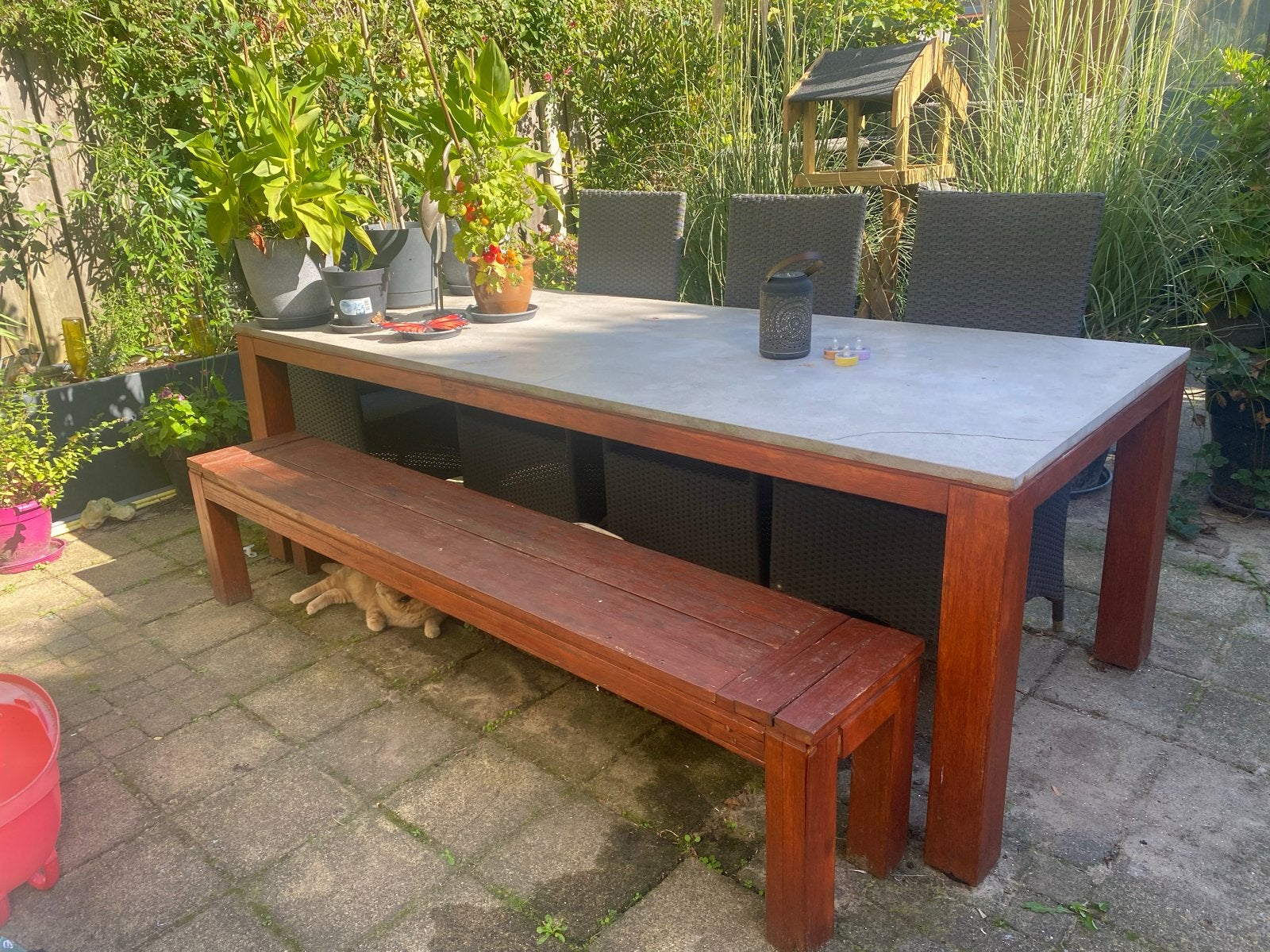 Stevige tuintafel met polystone blad 220x100 en bankje, Ophalen, Gebruikt, Rechthoekig, Hout