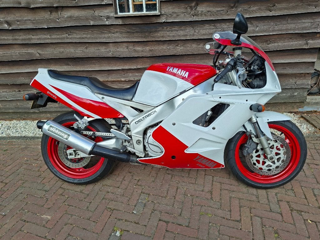 Yamaha FZR 1000, 4 cilinders, Motorrijbewijs A, Sport, Particulier